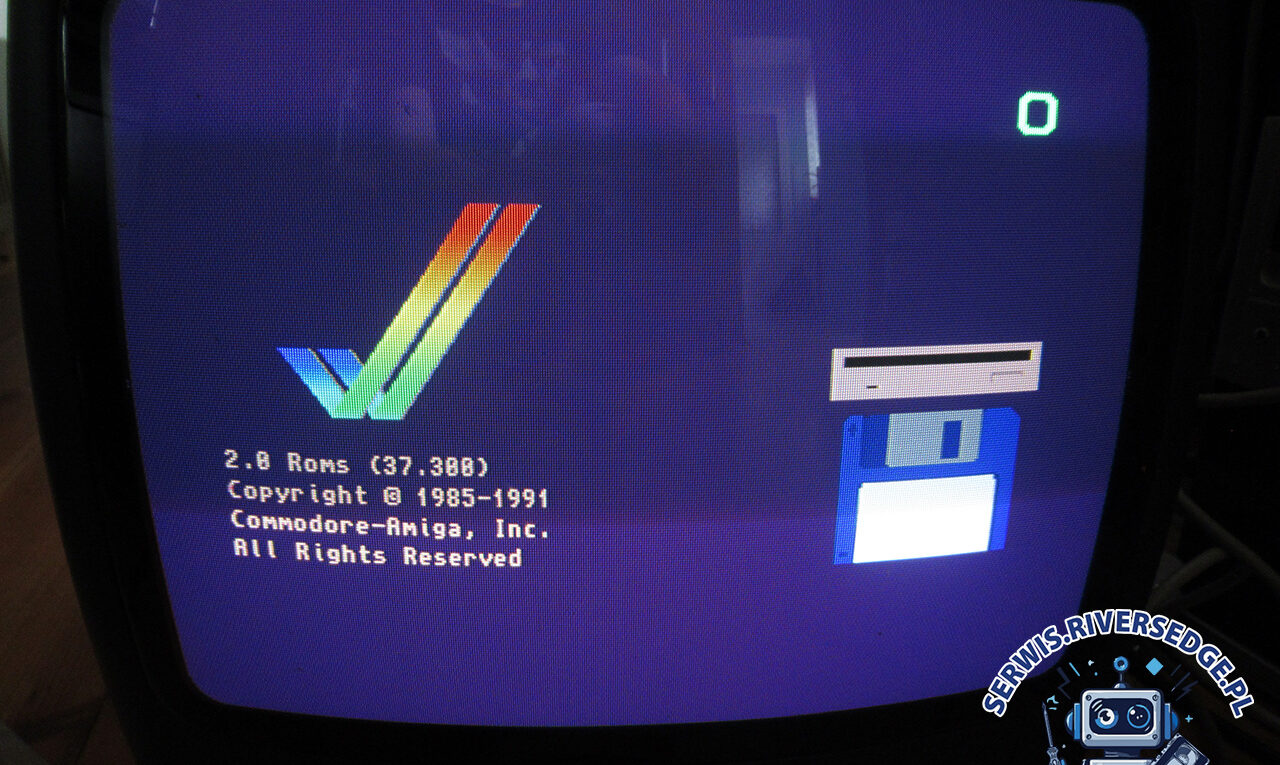 Amiga 500 z przepięknym obrazem po RGB SCART na telewizorze CRT!
