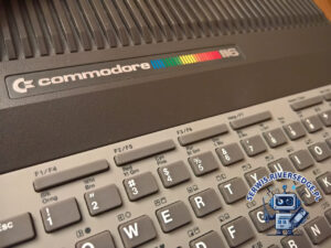 Piękny widok na klawiaturę komputera Commodore 116 Piękny widok na klawiaturę komputera Commodore 116